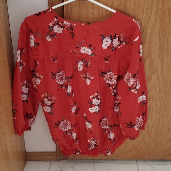 Ricki's Floral blouse - Picture 2 of 7